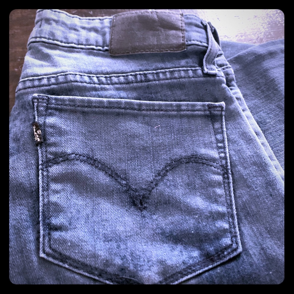 Levi Black label
